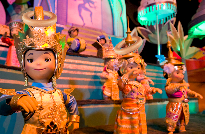 its a small world ring toss